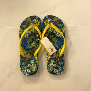 Tory Burch Thin Flip Flop size 8